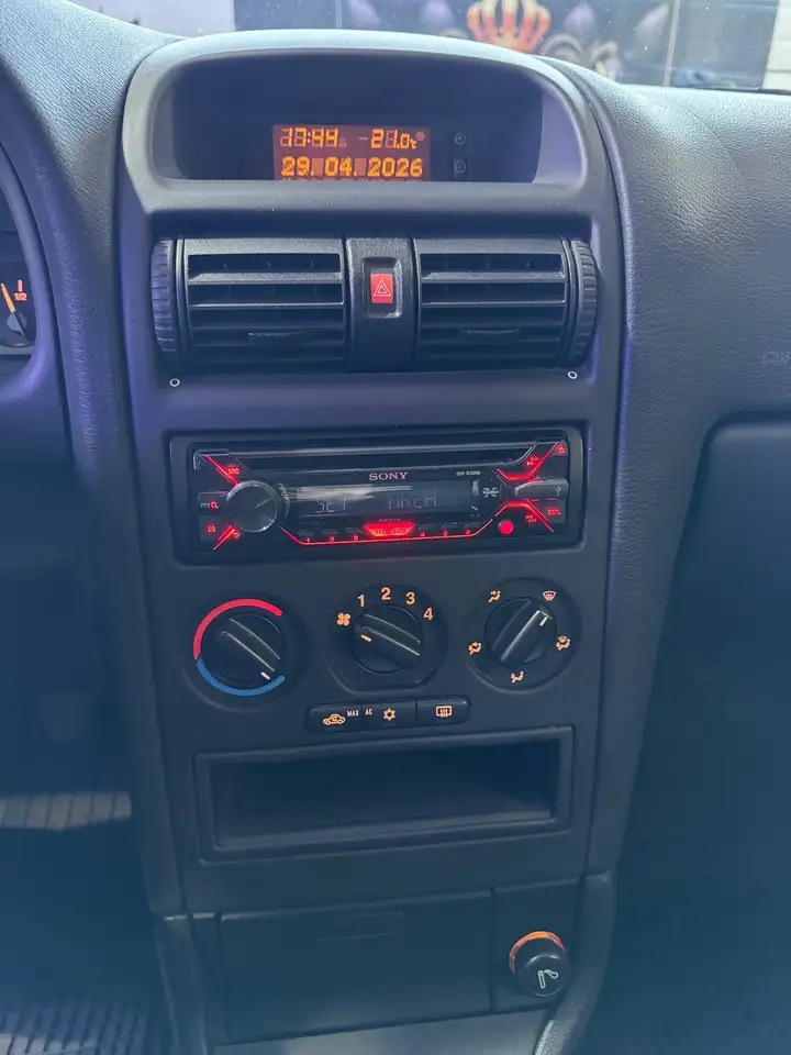 Opel Astra Basis, foto 10