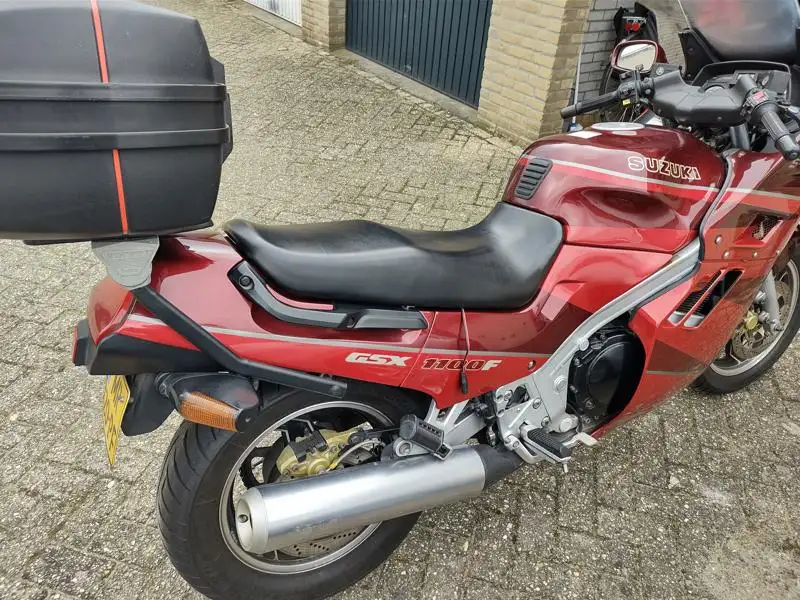 Suzuki GSX 1100 - foto 3