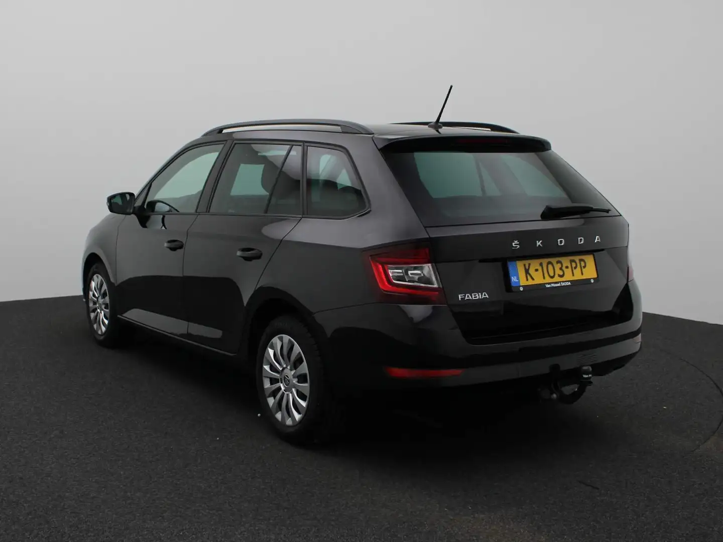 Skoda Fabia Combi 1.0 TSI Ambition | CLIMATE CONTROL | CRUISE Zwart - 2