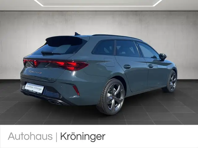 Cupra Leon view 2
