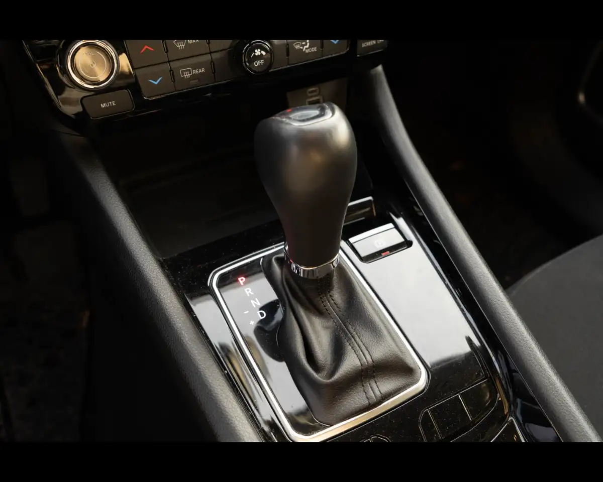 Jeep Compass 1.5 Turbo T4 MHEV Longitude 28