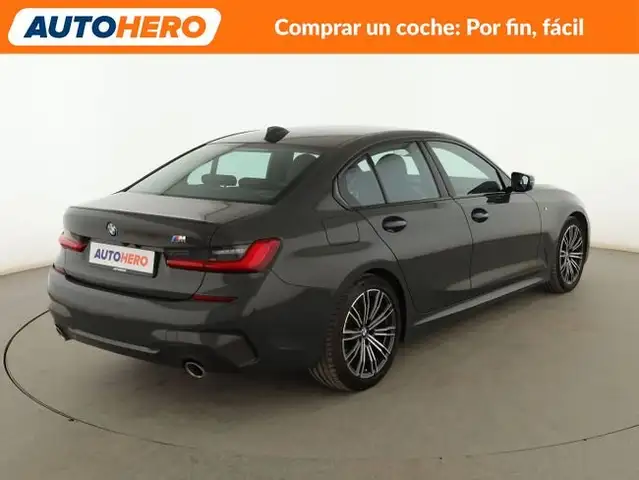 BMW 3 Series view 6