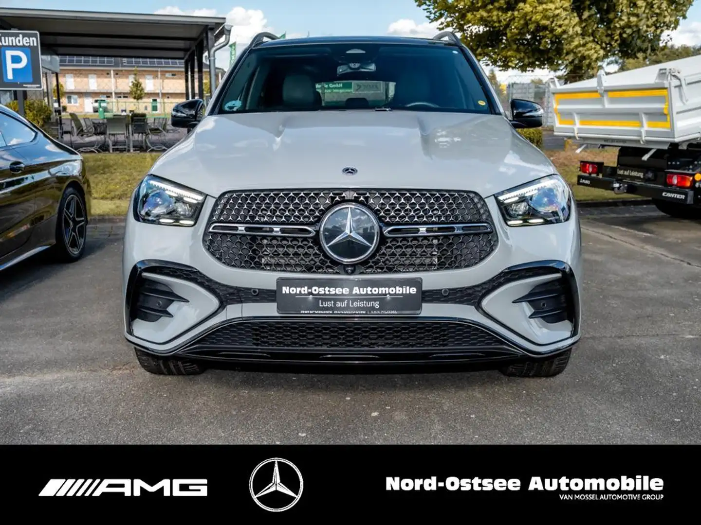 Mercedes-Benz GLE 350 de 4M AMG ADV+ NIGHT PANO AHK 360° Grijs - 2