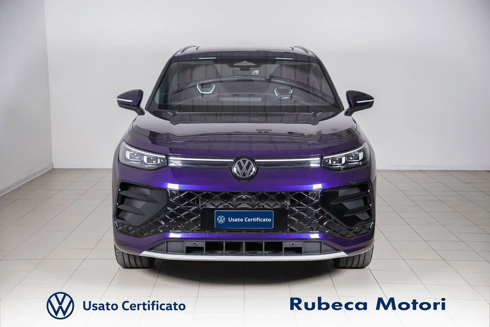 Volkswagen Tayron 1.5 TSI DSG eHybrid R-Line Plus 204CV Violet - 2