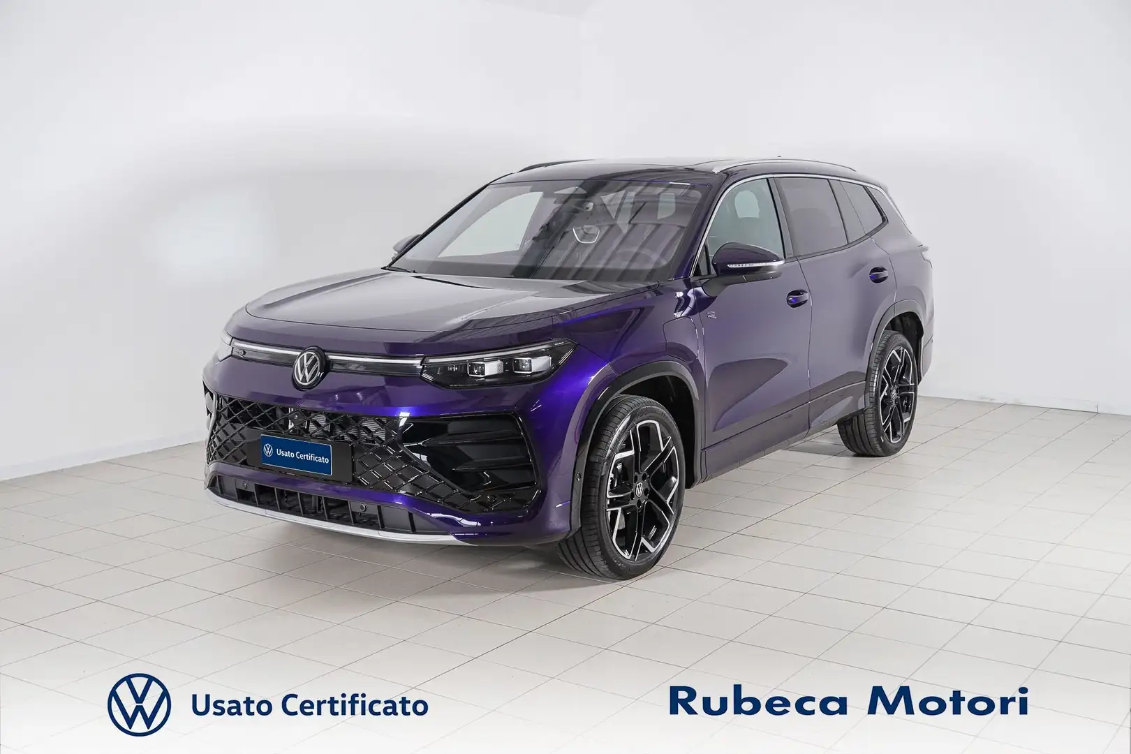 Volkswagen Tayron 1.5 TSI DSG eHybrid R-Line Plus 204CV Violet - 1