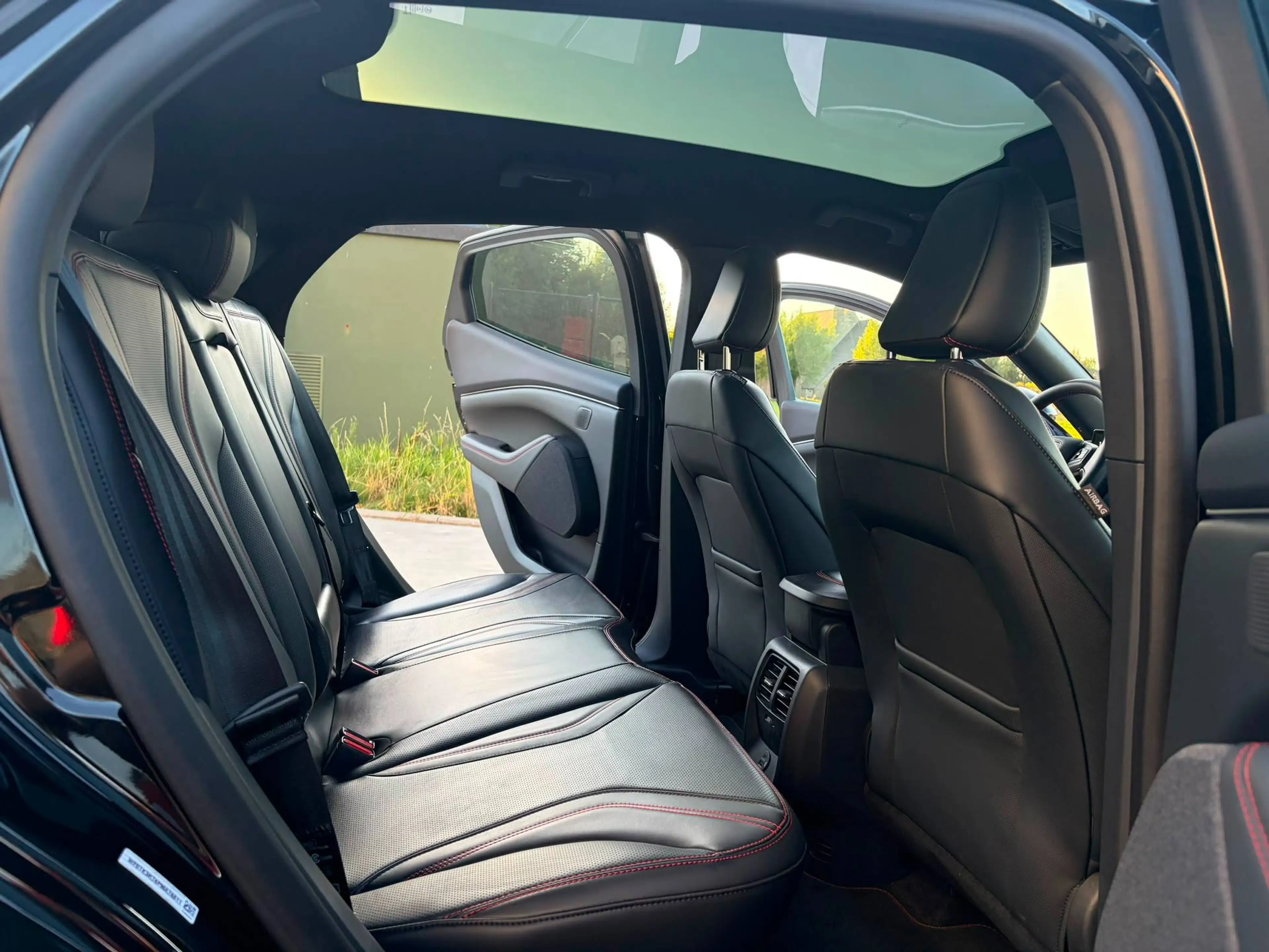 Ford Mustang Mach-E 2024/99kWh/16.000km/Pano/camera/Garantie — photo 12