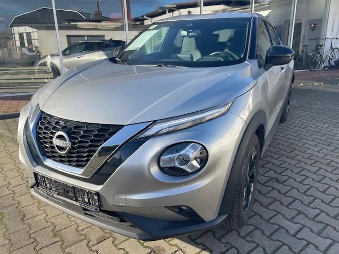 Nissan Juke N-CONNECTA NAVI GARANTIE BEHEIZBARES LENKRAD KAMER Argent - 1