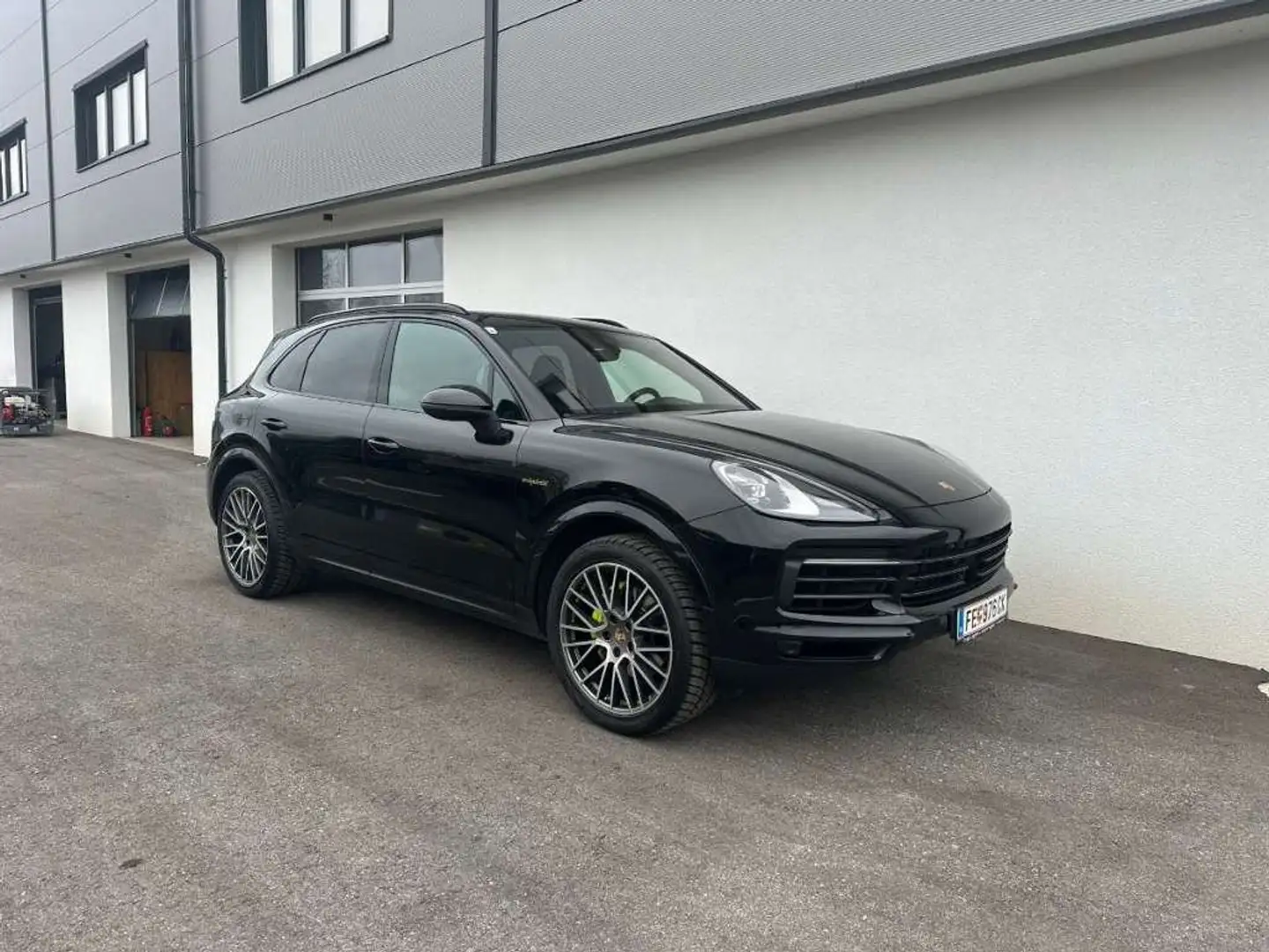 Porsche Cayenne Cayenne Coupe E-Hybrid Platinum Edition Schwarz - 1