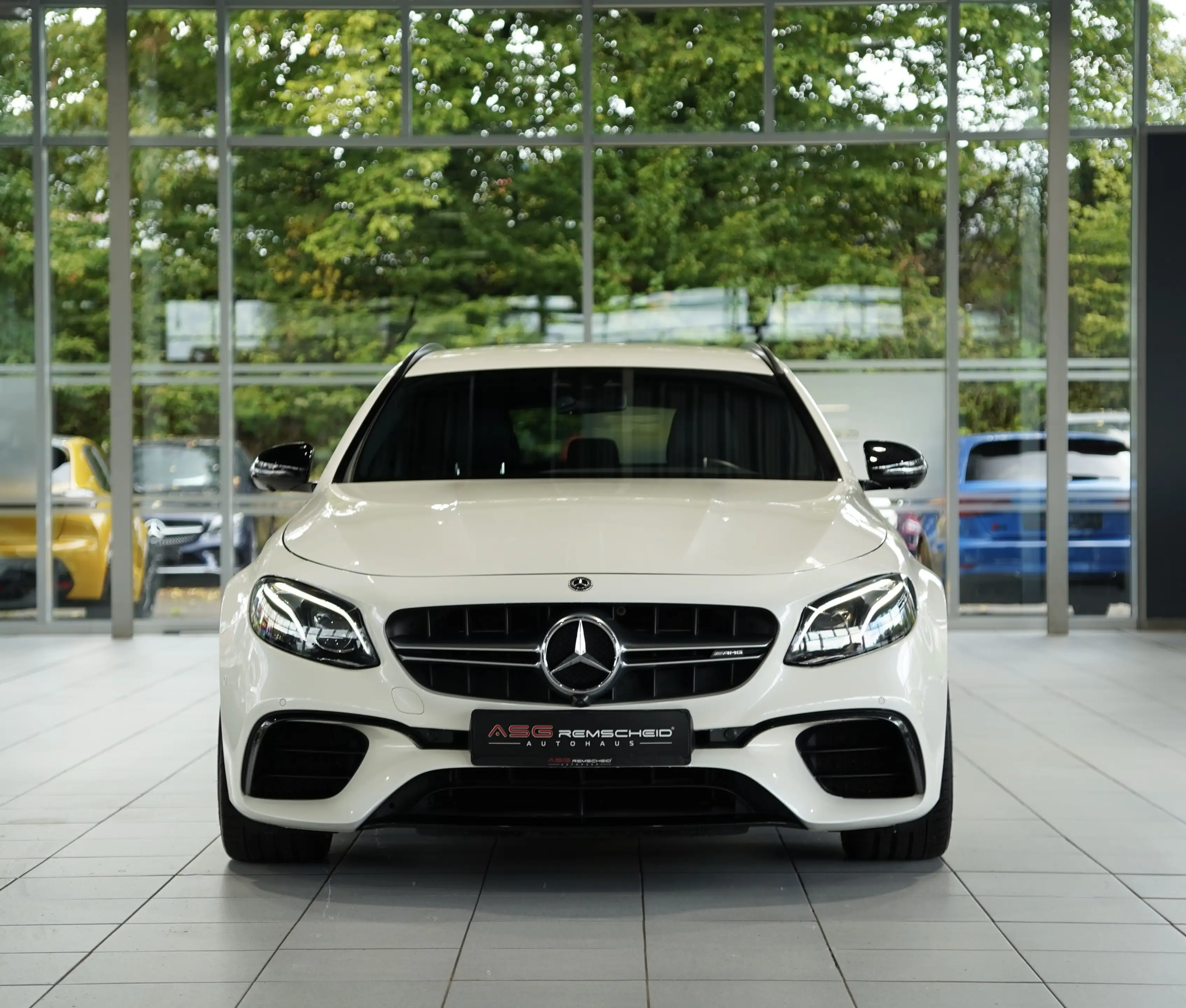 Mercedes-Benz E 63 AMG S T 4M *20 *H-UP*Perf-AGA*Night*Memory — photo 4