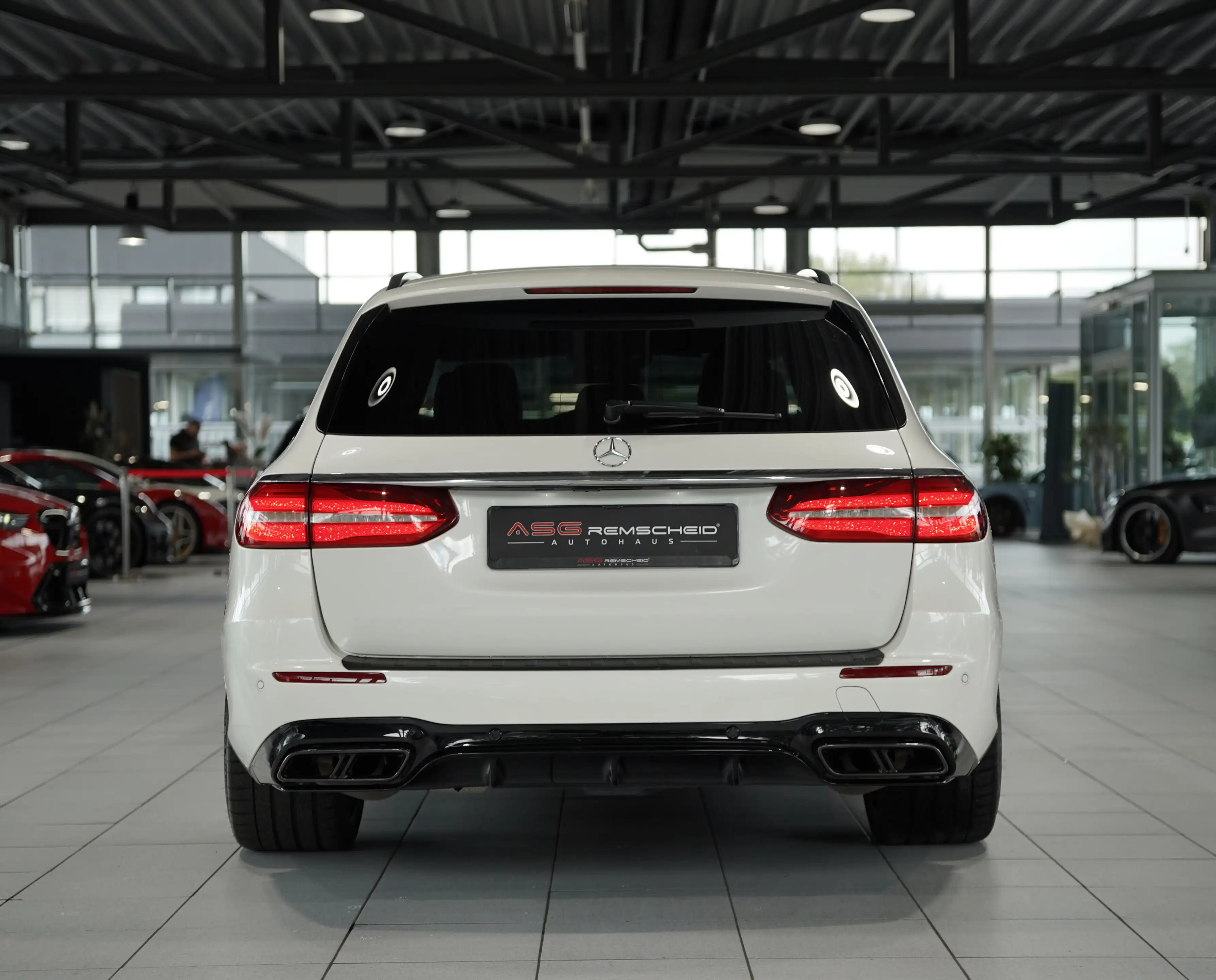 Mercedes-Benz E 63 AMG S T 4M *20 *H-UP*Perf-AGA*Night*Memory — photo 9