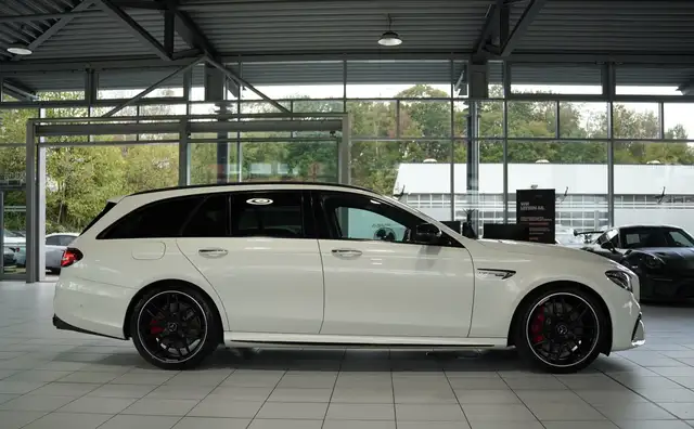 Mercedes-Benz E Class view 7