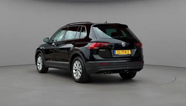 Volkswagen Tiguan view 8