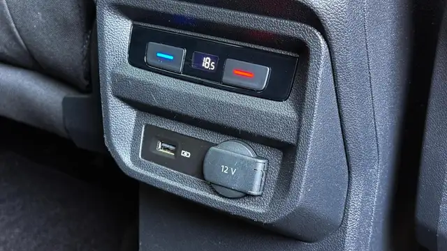 Volkswagen Tiguan view 19