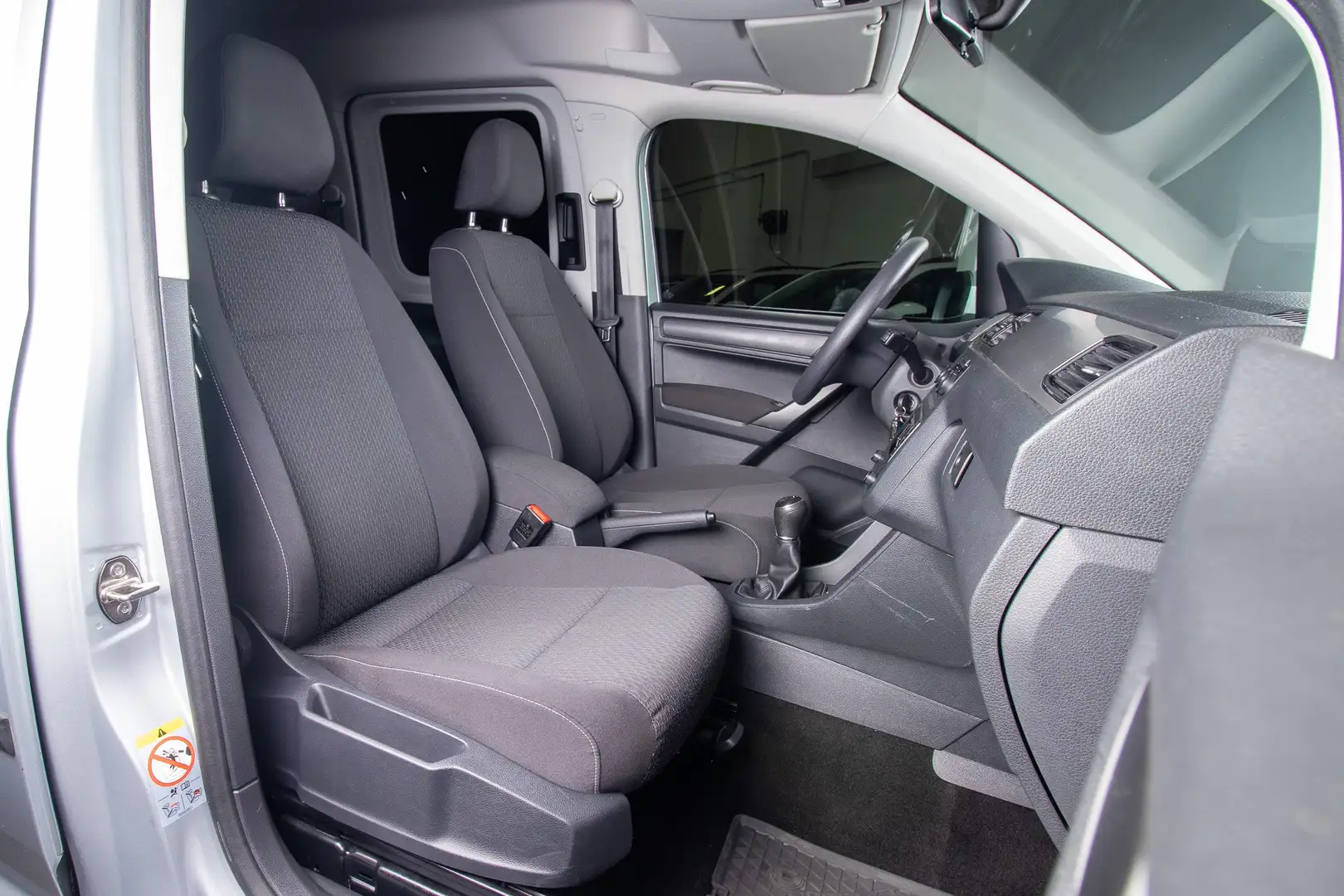 Volkswagen Caddy 2.0 TDI 4MOTION 122CV Grigio - 2