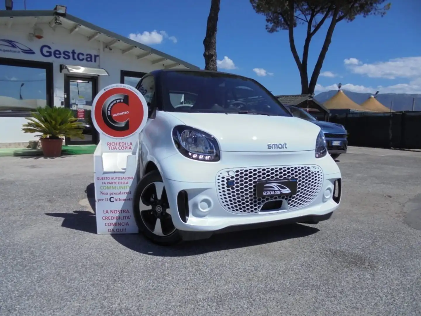 smart forTwo Fortwo eq Passion 22kW Fehér - 1