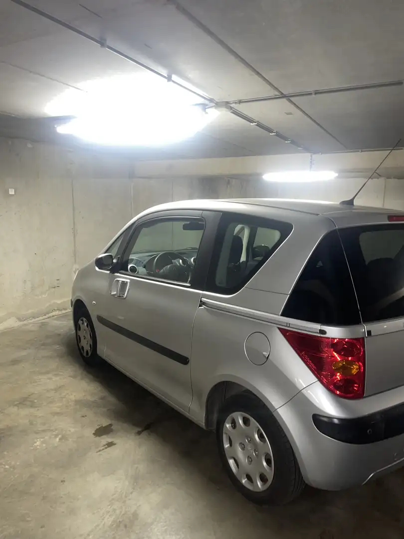 Peugeot 1007 1.4i Urban - 2