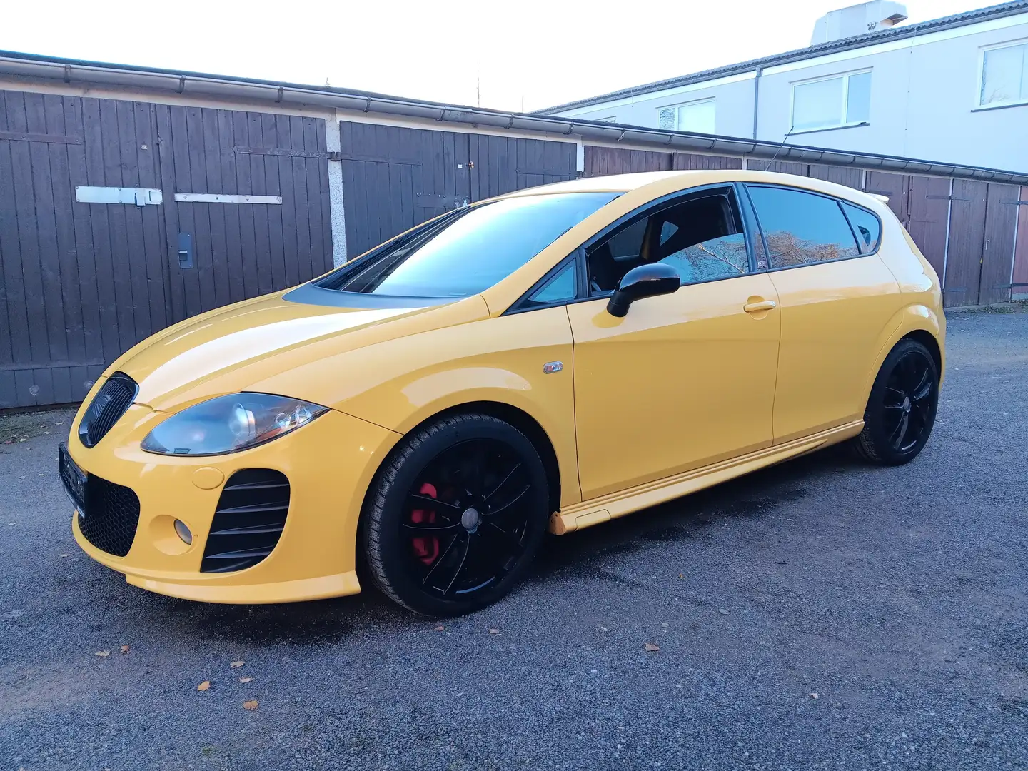 SEAT Leon Leon+2.0+T+FSI+Cupra Gelb - 2