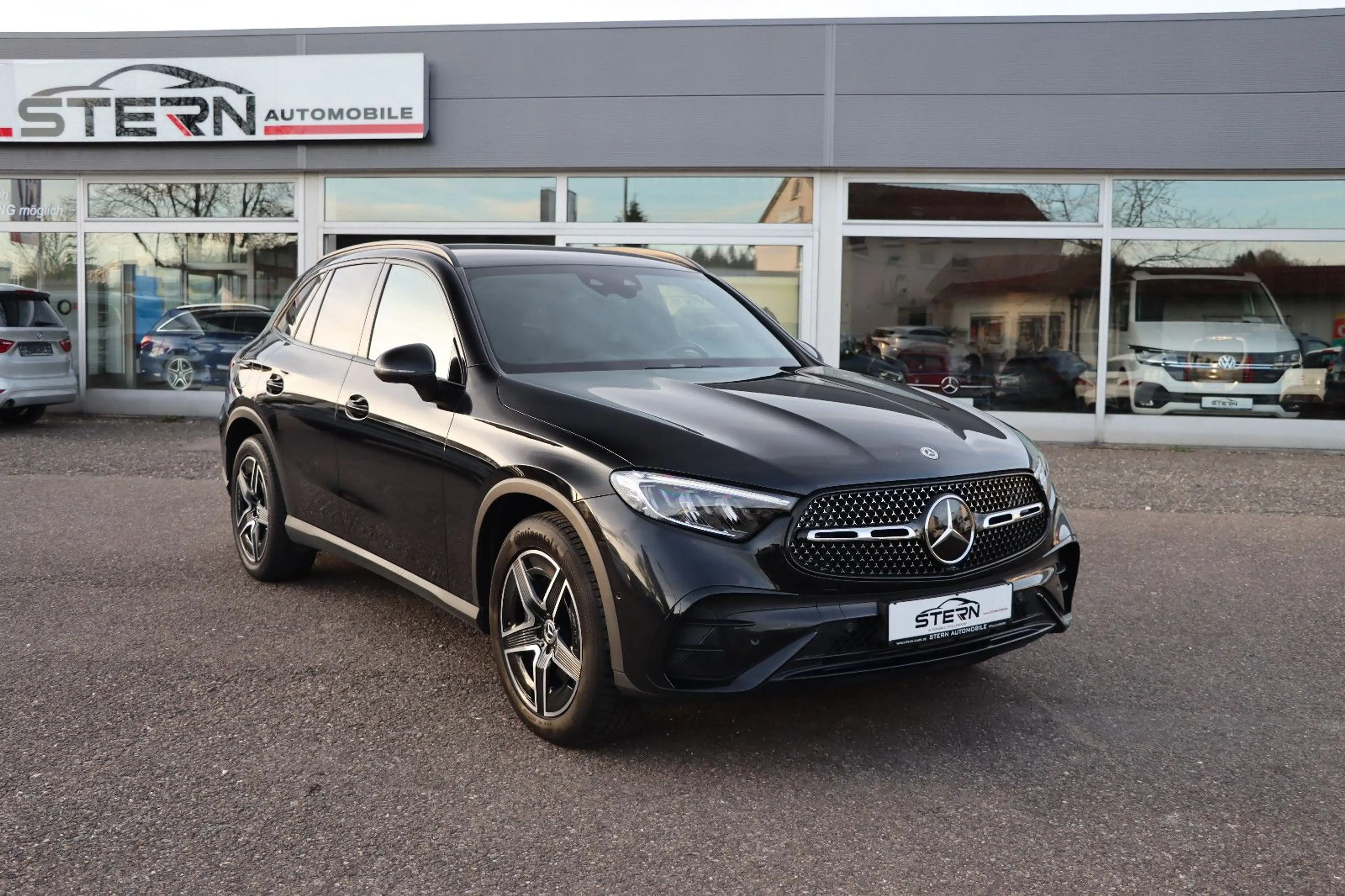 Mercedes-Benz GLC 220 d 4Matic AMG l 1.HAND l AMBIENTE l — photo 2