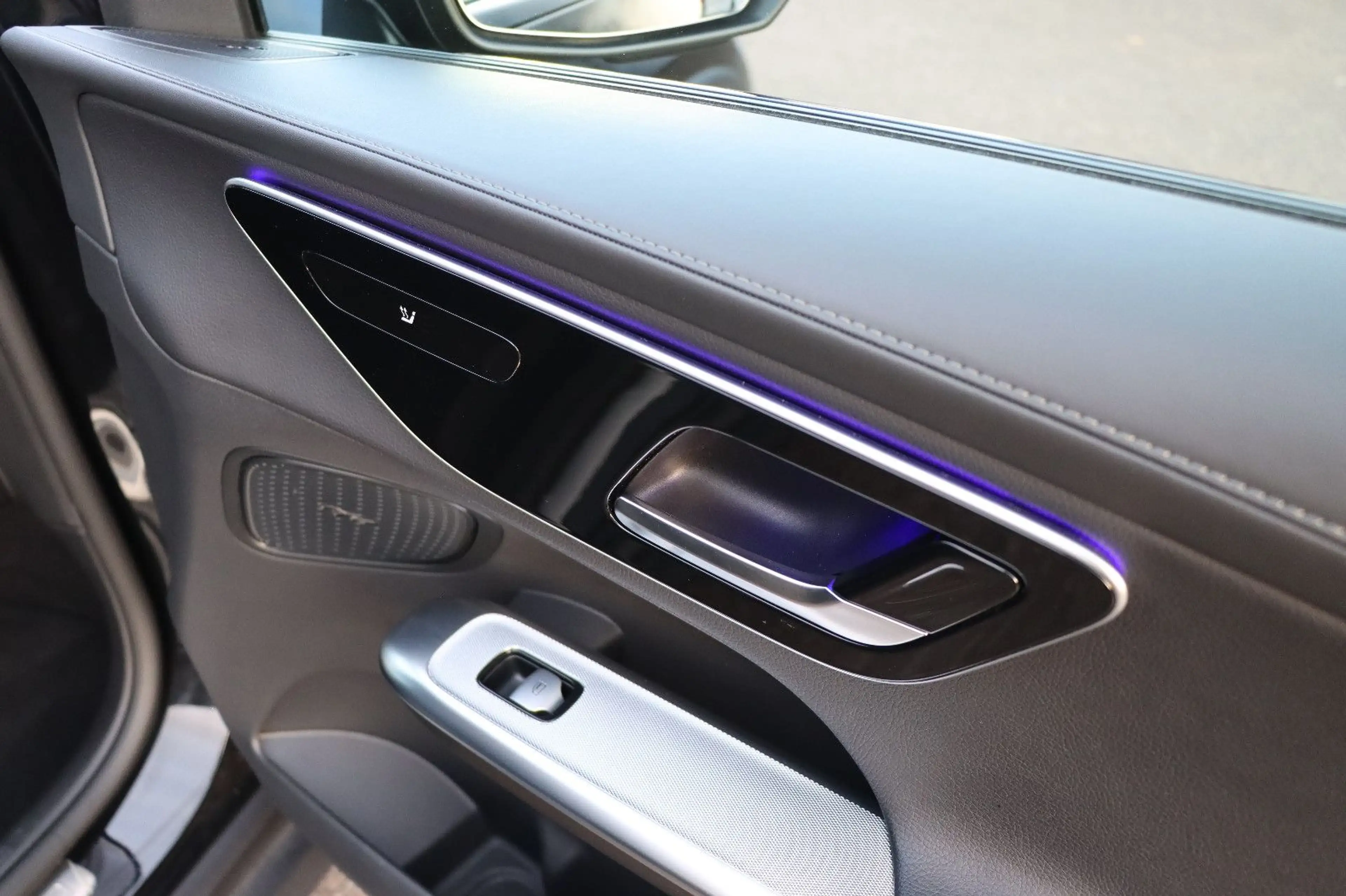 Mercedes-Benz GLC 220 d 4Matic AMG l 1.HAND l AMBIENTE l — photo 10