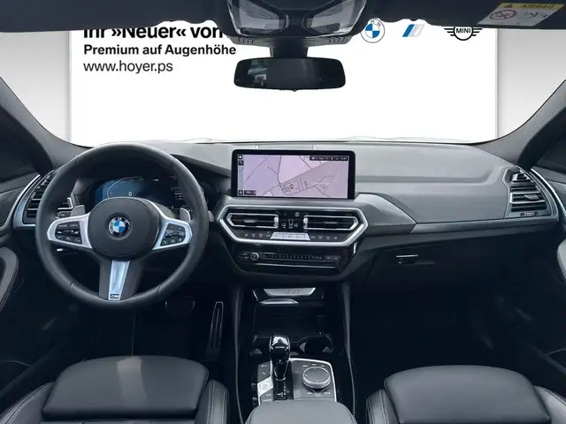BMW X4 view 5
