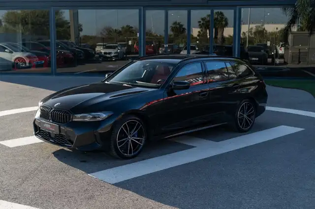 BMW 3 Series view 3