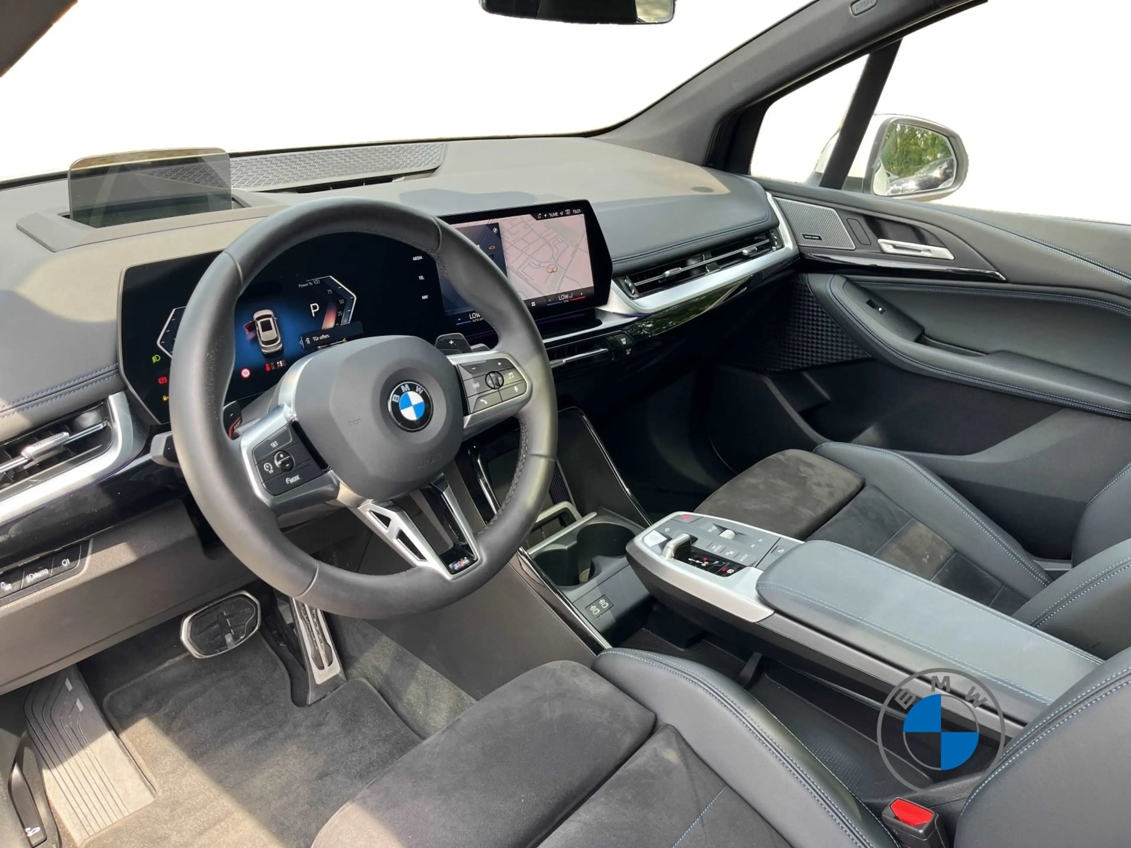 BMW 223 i xDrive Active Tourer M Sport 17" H/K — photo 9