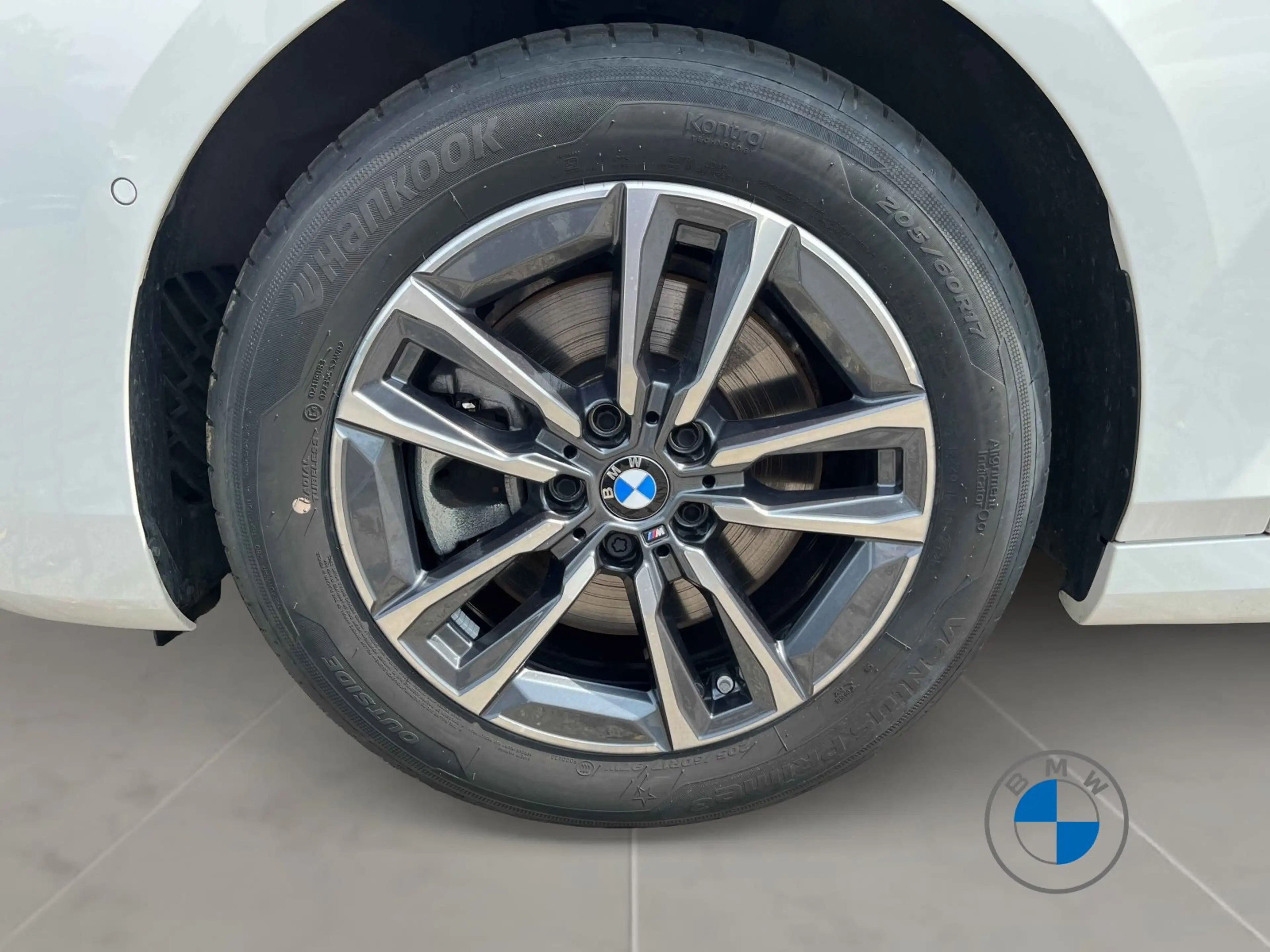 BMW 223 i xDrive Active Tourer M Sport 17" H/K — photo 8