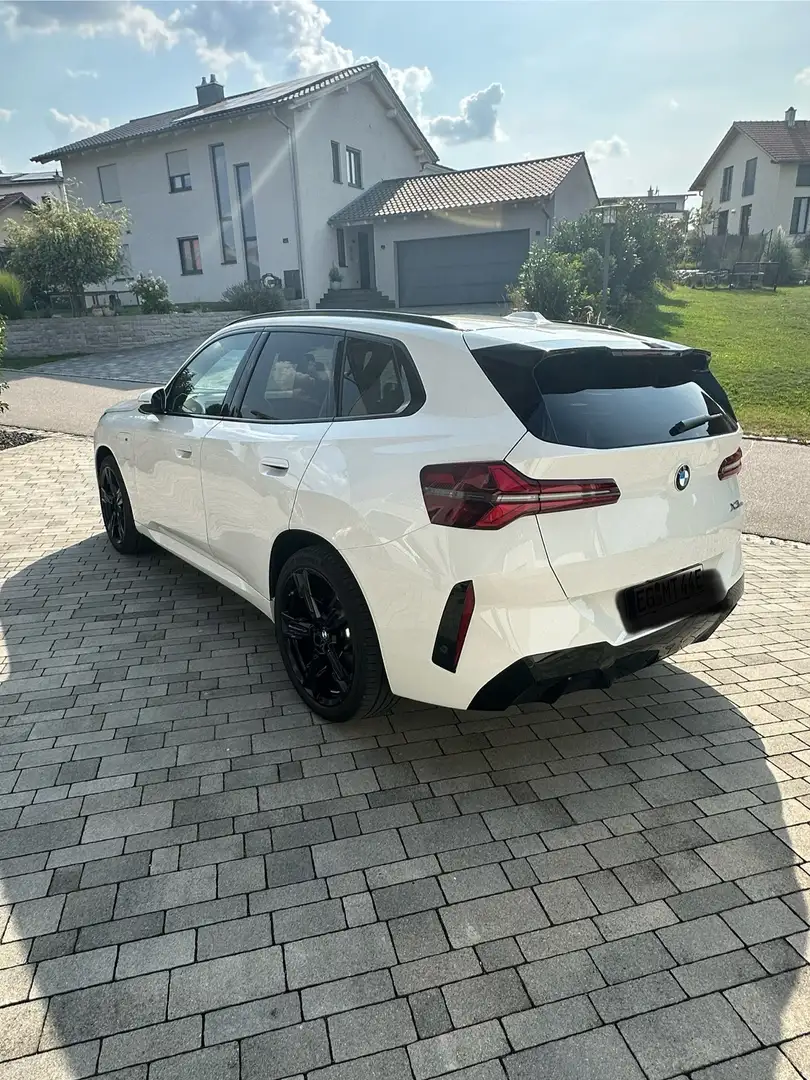 BMW X3 30 e xDrive M Sport, Voll, AHK, Pano Weiß - 2