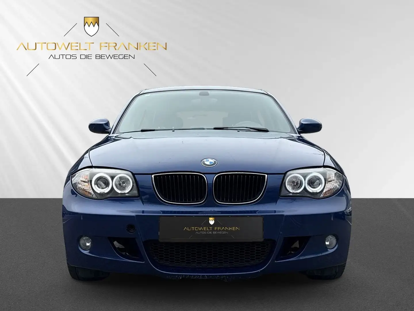 BMW 118 i *M-PAKET*XENON*NAVI*LEDER*CARPLAY*PDC*SHZ* Blau - 2