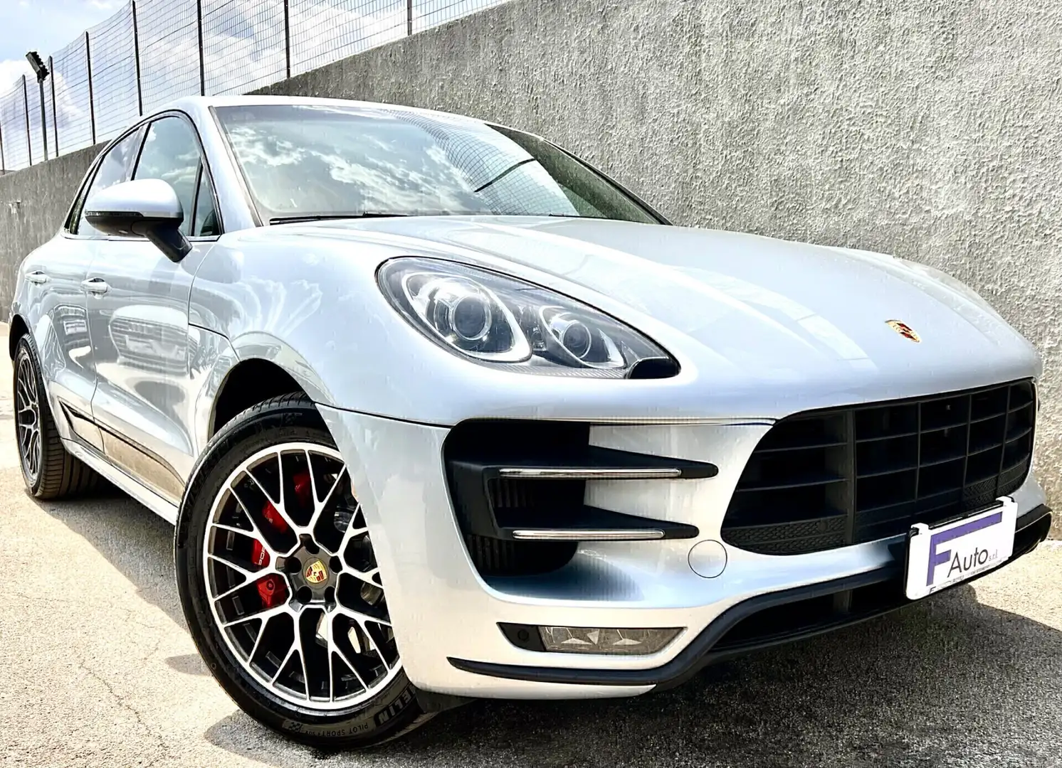 Porsche Macan 3.6 Turbo Grigio - 1