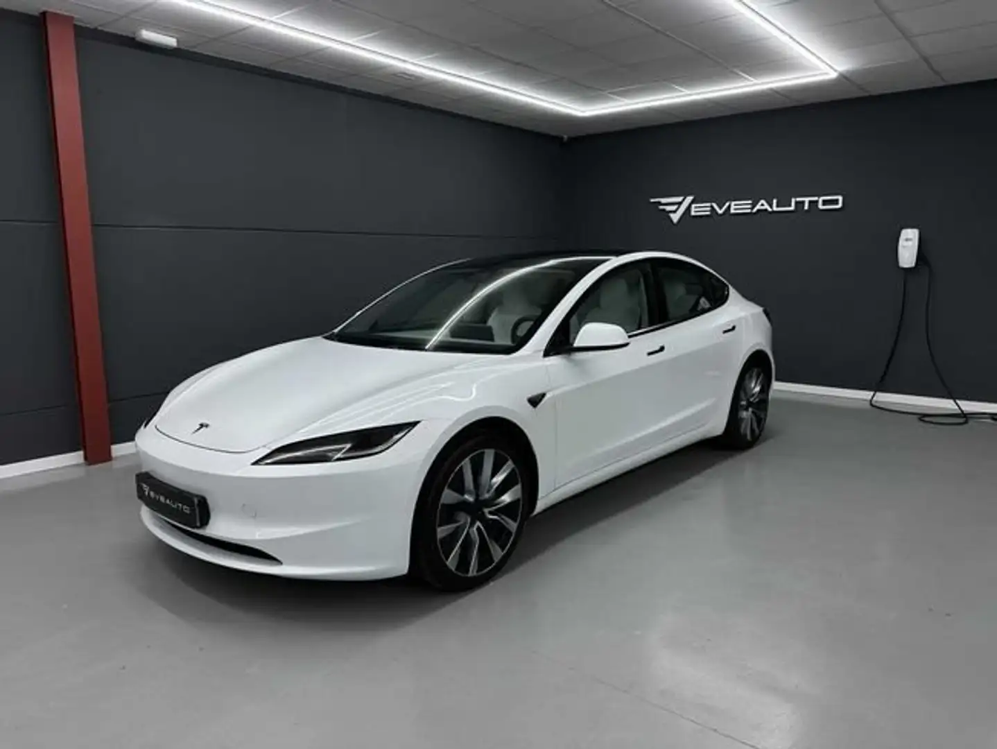 Tesla Model 3 RWD trasera acabado Premium Blanco - 1