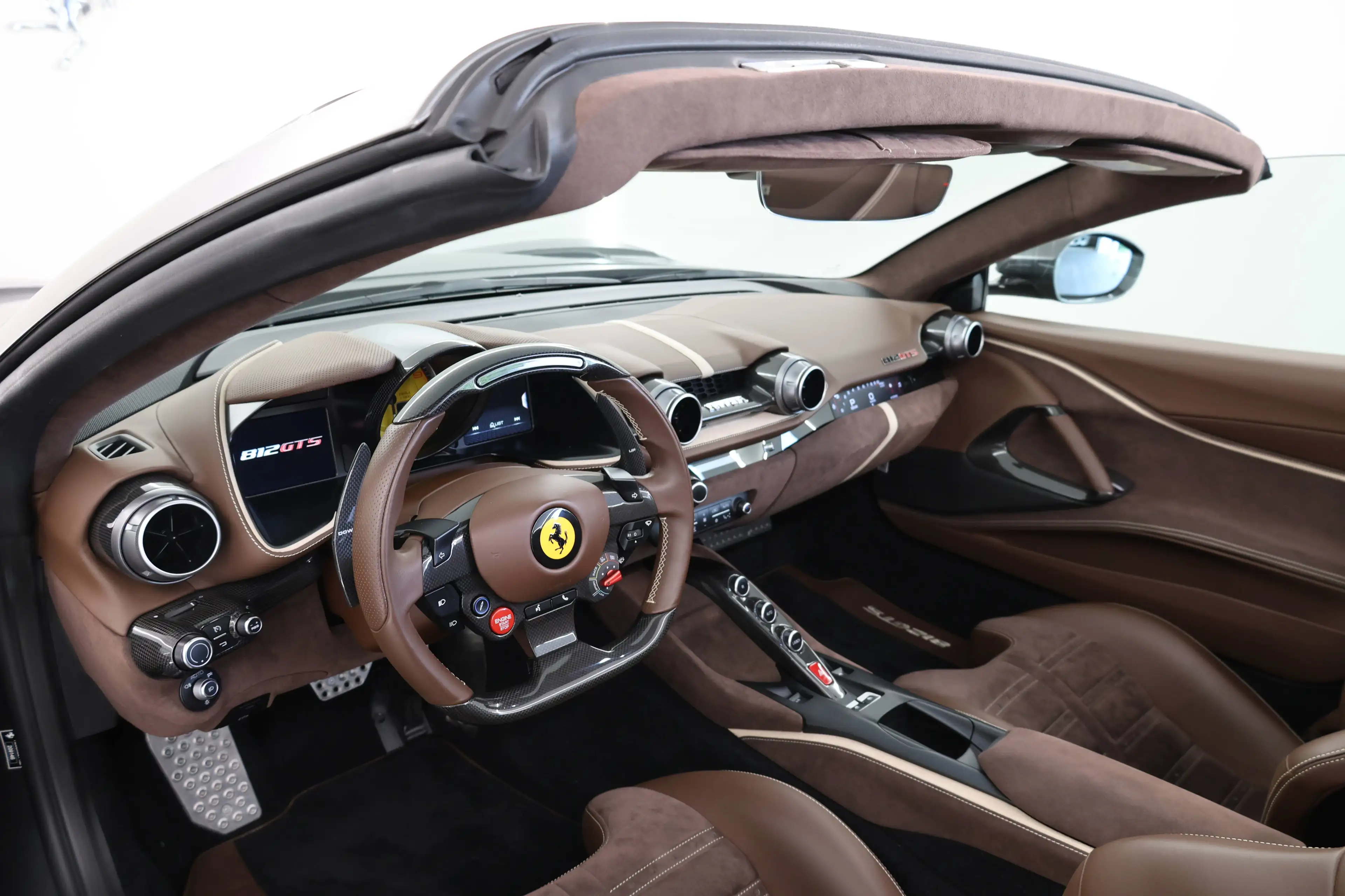 Ferrari 812 812 GTS / Grigio Silverstone / Stealth PPF — photo 15