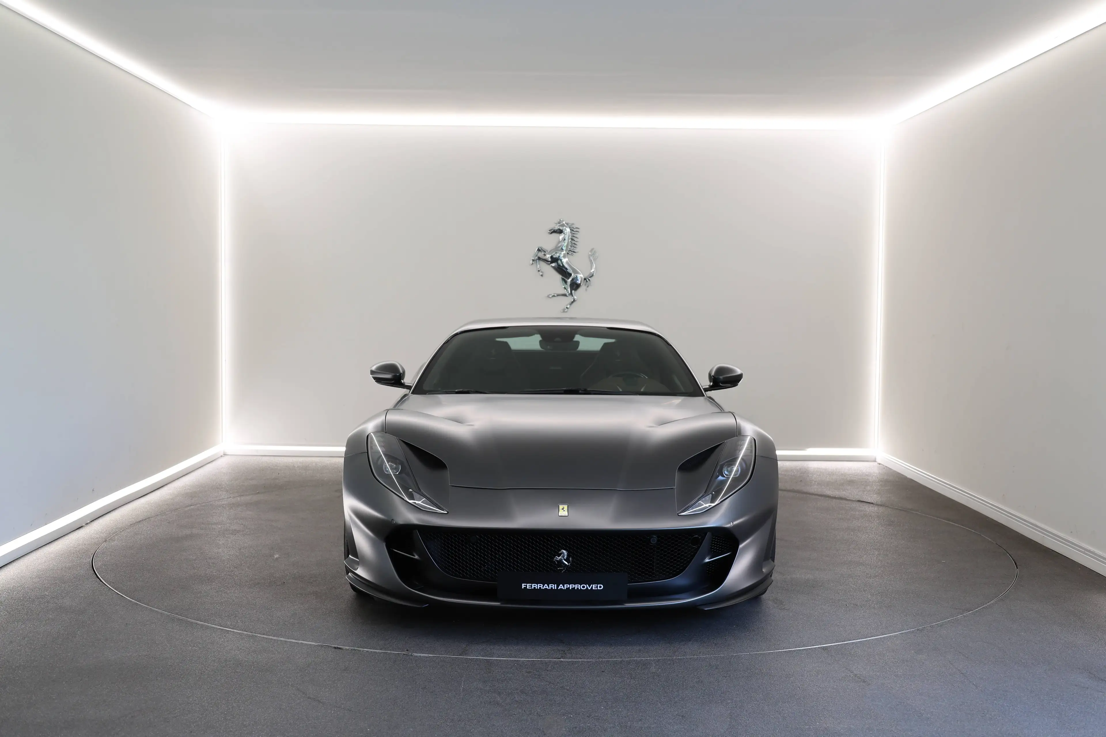 Ferrari 812 812 GTS / Grigio Silverstone / Stealth PPF — photo 10