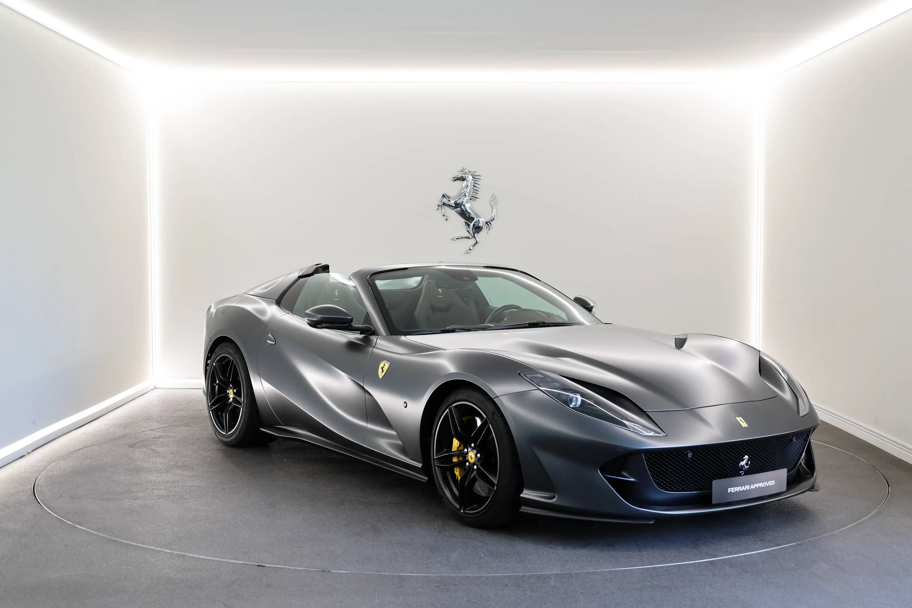 Ferrari 812 812 GTS / Grigio Silverstone / Stealth PPF — photo 8
