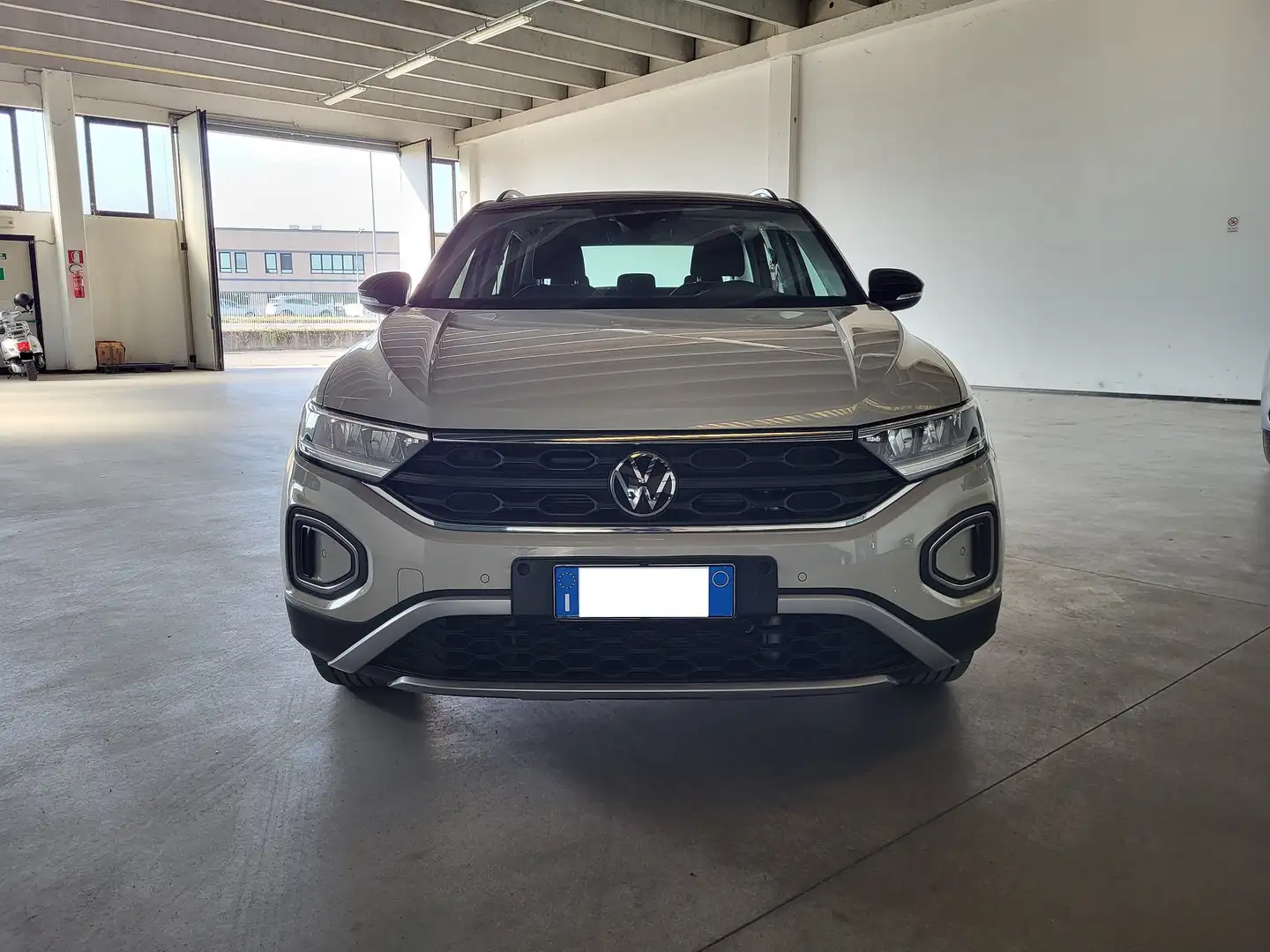 Volkswagen T-Roc 1.0 tsi Life 110cv Grigio - 2