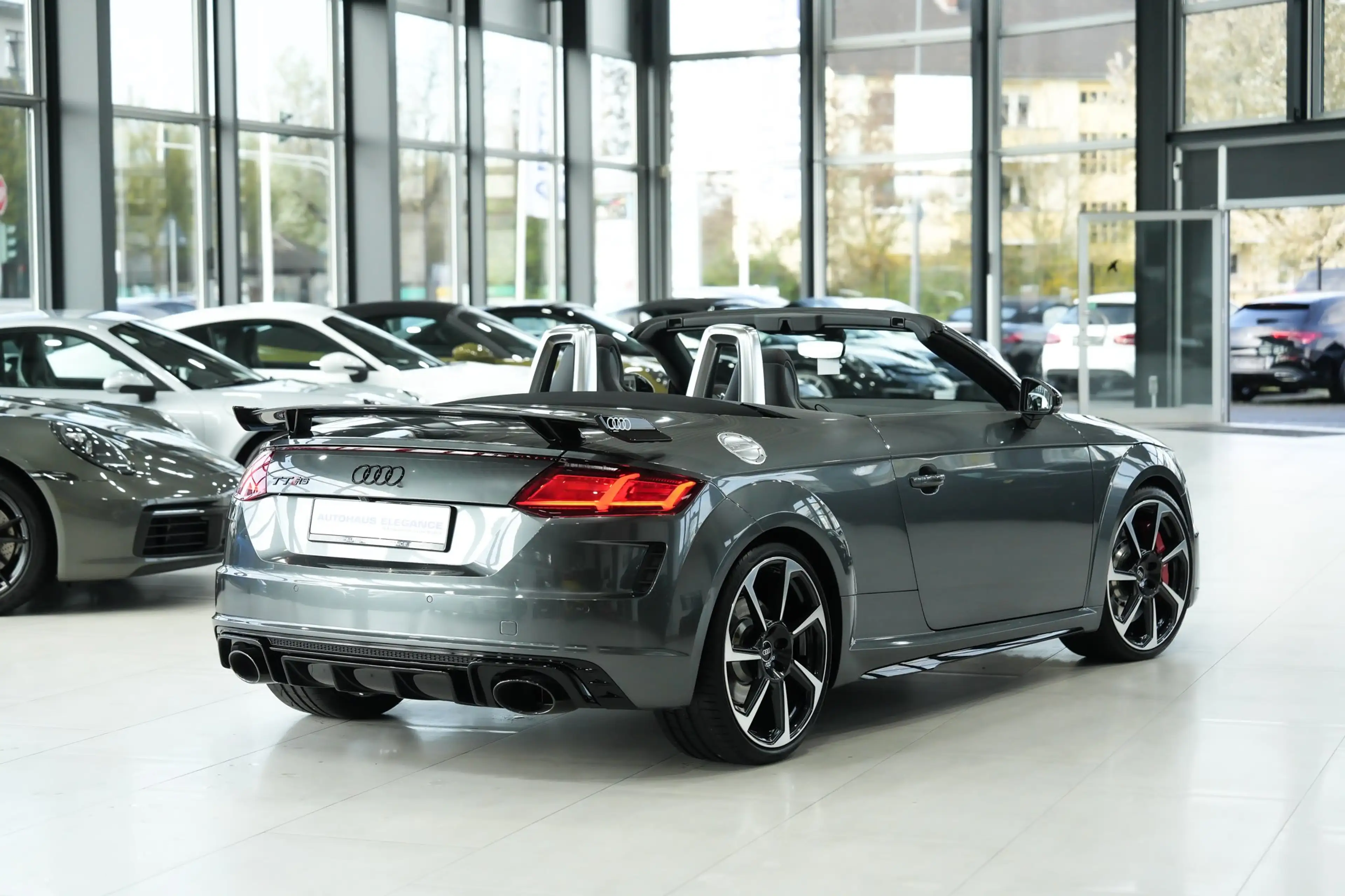 Audi TT RS quattro*RS-SPORTSITZE*RS-ABGAS*CARBON.INT* — photo 13