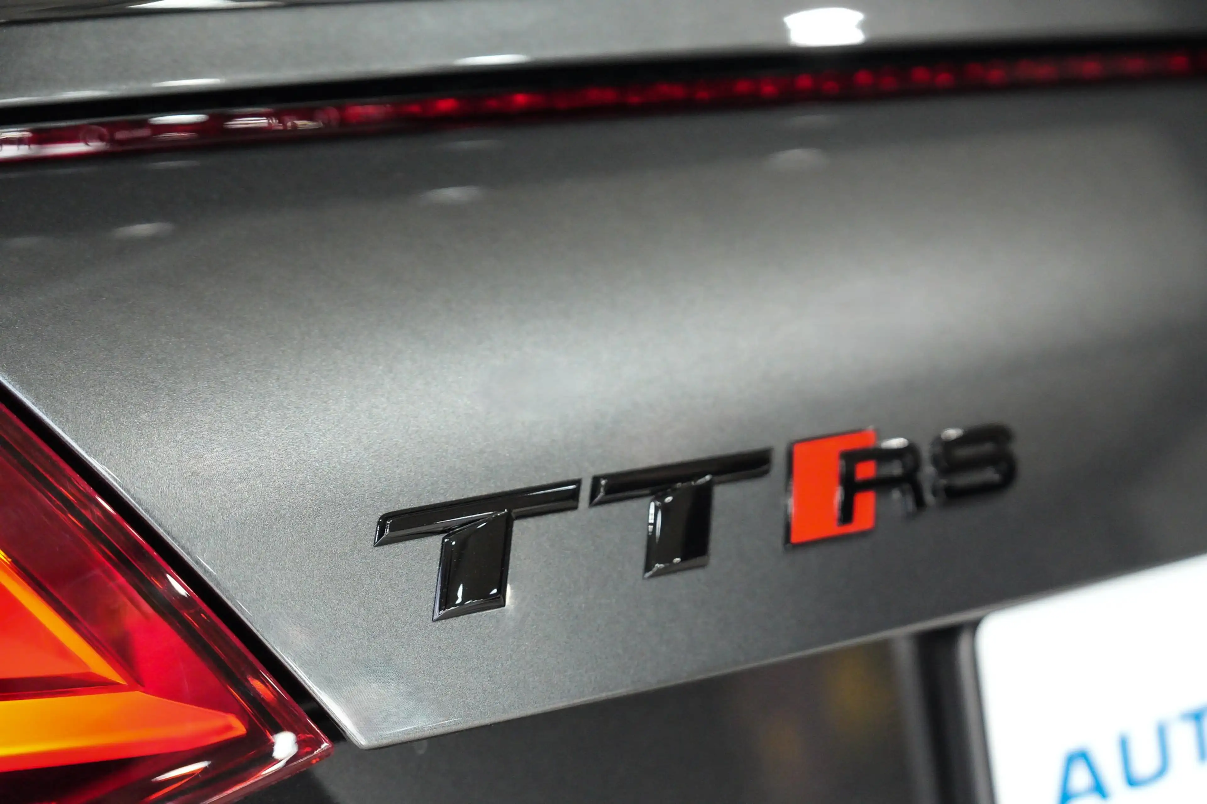 Audi TT RS quattro*RS-SPORTSITZE*RS-ABGAS*CARBON.INT* — photo 10