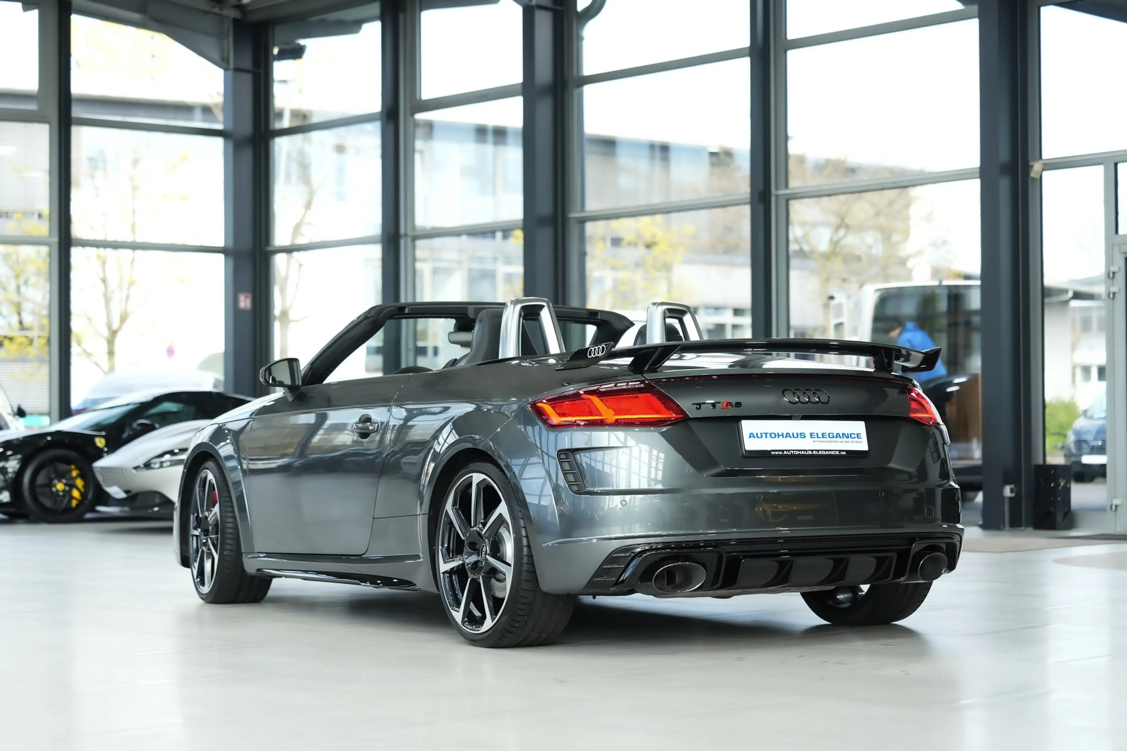 Audi TT RS quattro*RS-SPORTSITZE*RS-ABGAS*CARBON.INT* — photo 14
