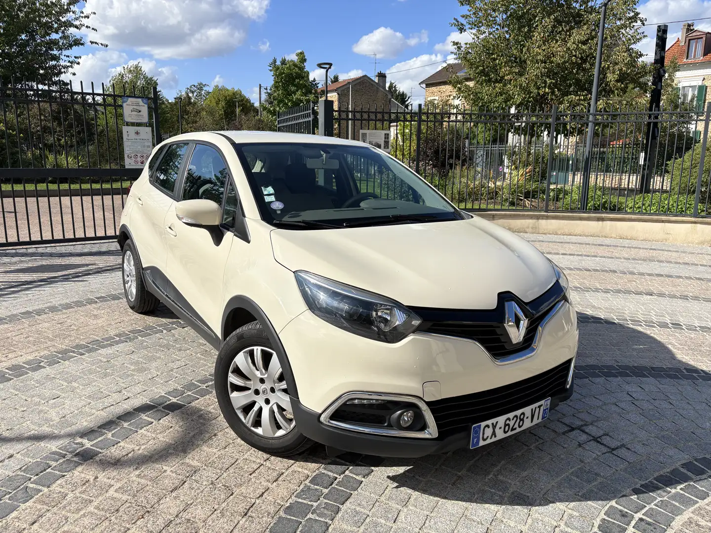 Renault Captur TCe 90 Energy S&S eco2 Zen - 2