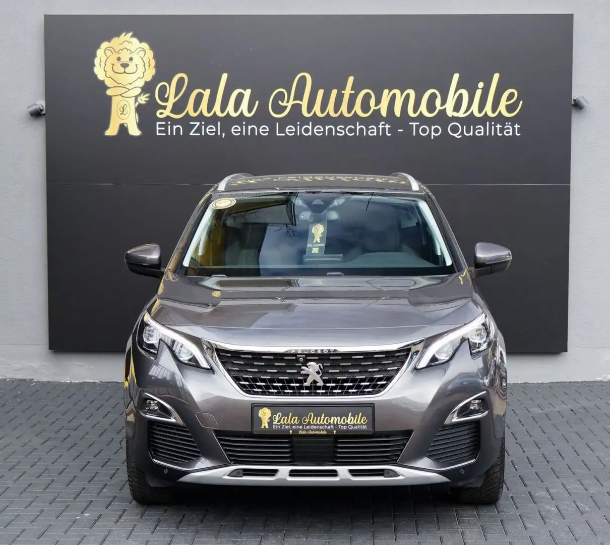Peugeot 5008 Allure 1.2 AHK TEMPOMAT NAVI KLIMA AMBIENTE Grau - 2