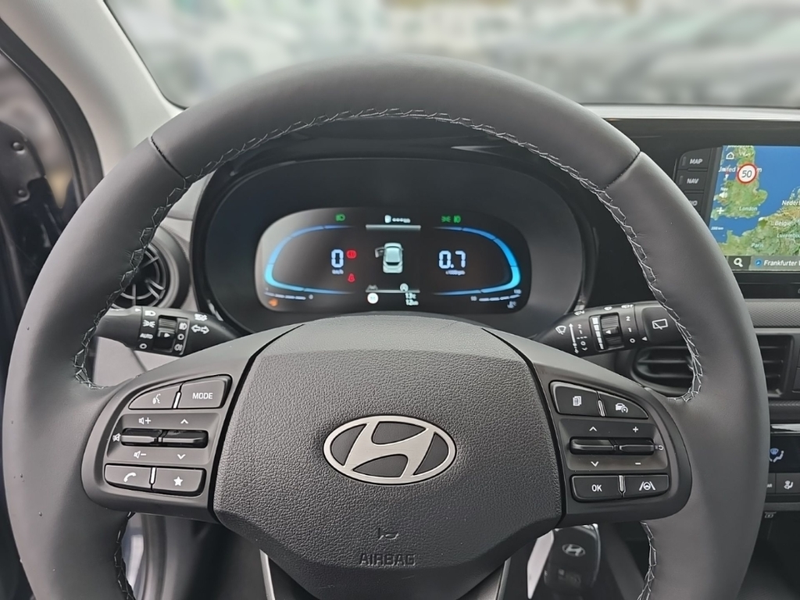 Hyundai i10 Premium 1.2 EU6e Navi Digitales Cockpit Apple CarP — photo 8