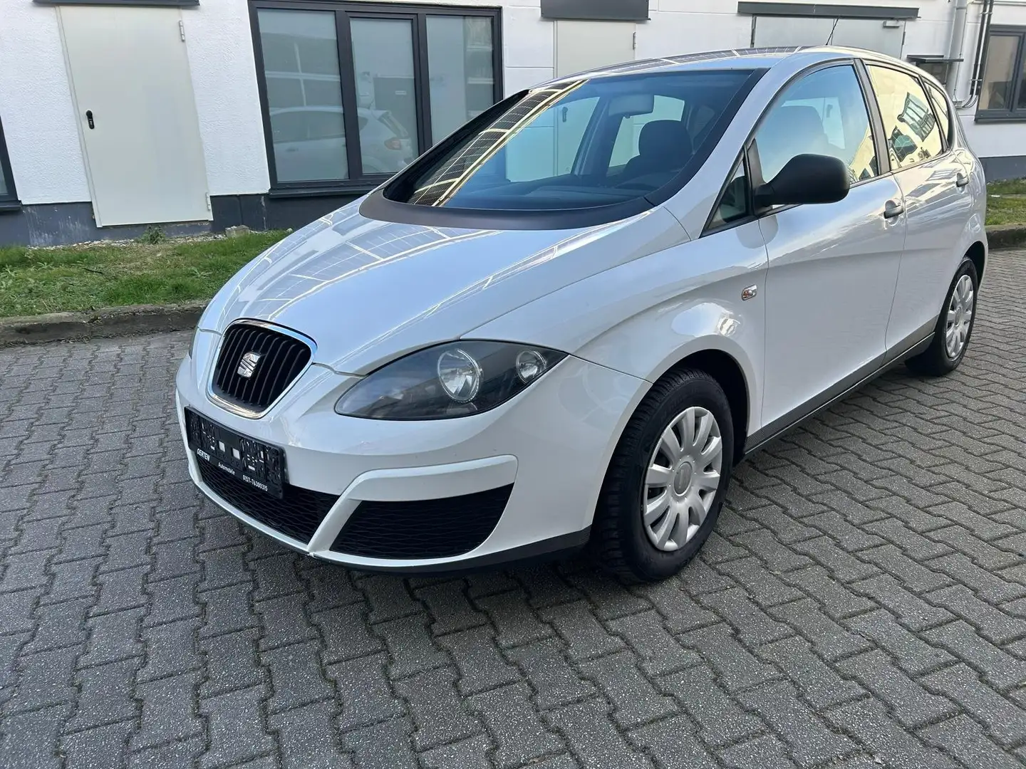 SEAT Altea Basis 1,4 LPG Weiß - 1