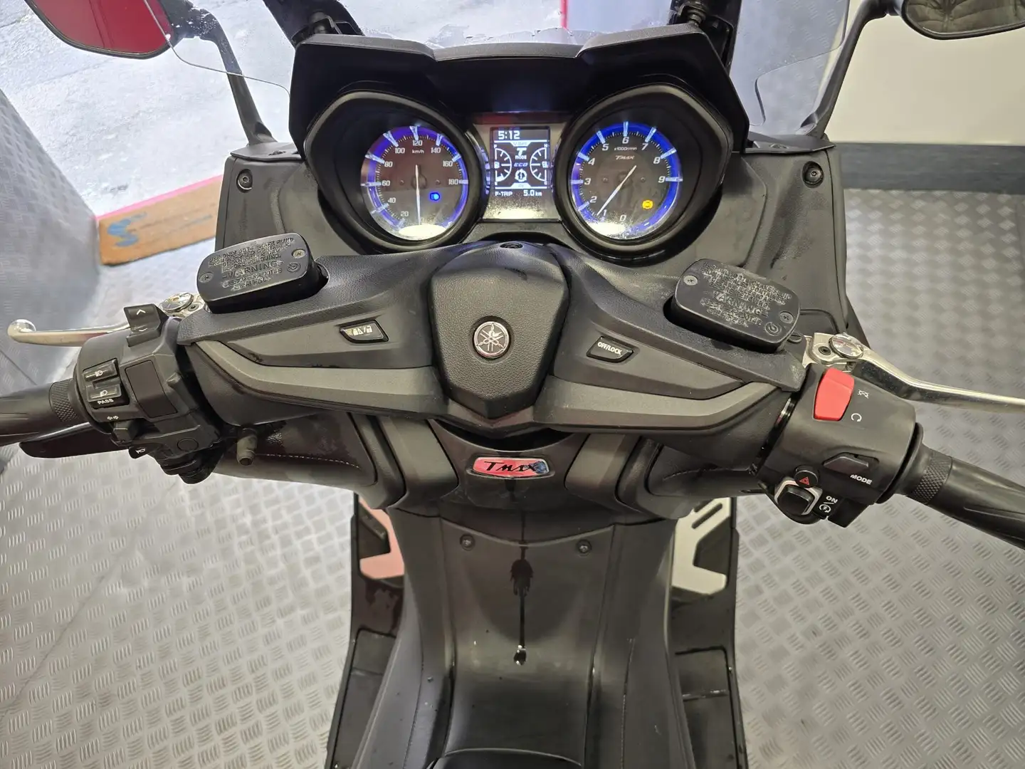 Yamaha TMAX 560 T-Max 560 SATINATO Grigio - 2