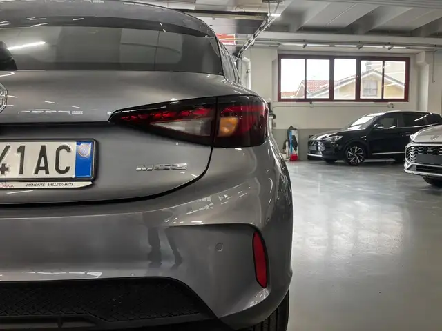 MG MG3 view 10