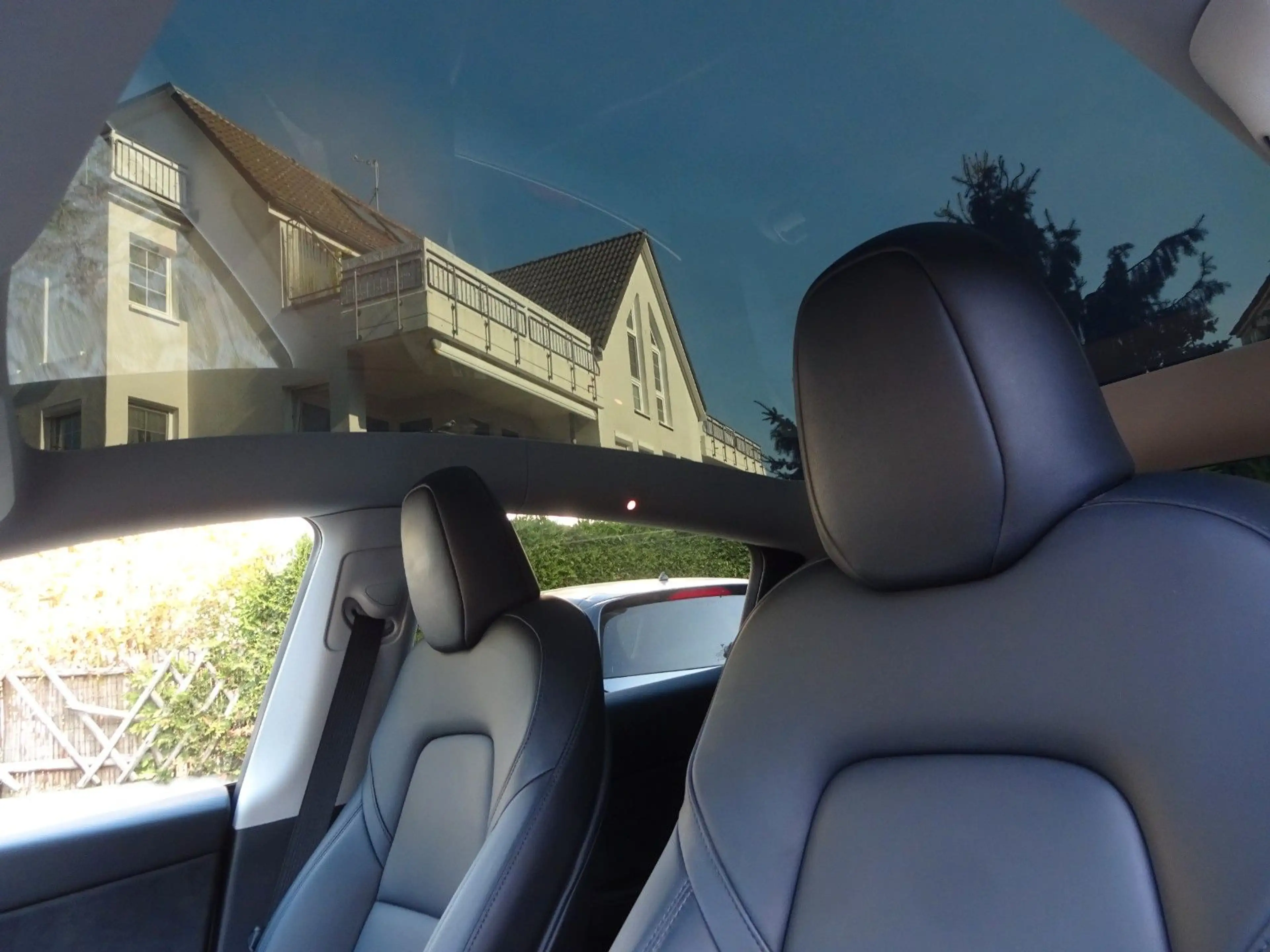 Tesla Model Y Performance Dual AWD, 8X21 Zoll,LED,VOLL — photo 15