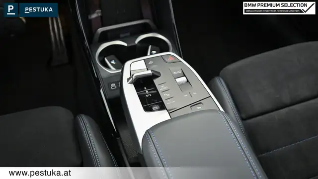 BMW X2 view 10