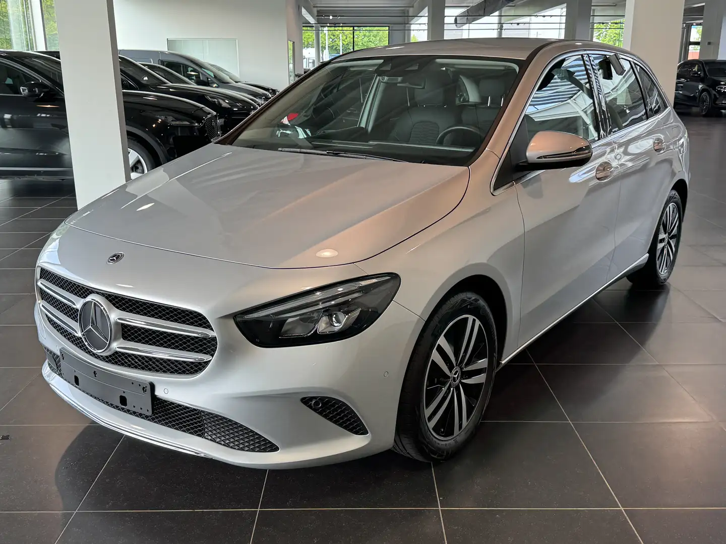 Mercedes-Benz B 250 e Progressive Led High Performance, Camera, Mbux, - 1