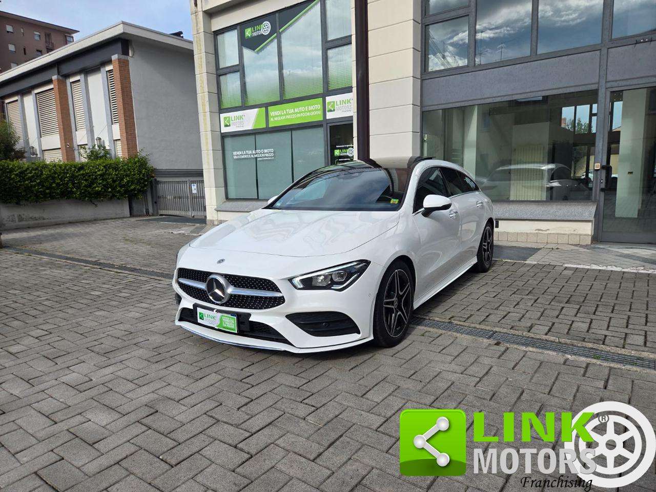 Mercedes-Benz CLA 200 Automatic Shooting Brake Premium GARANZIA INCLUSA