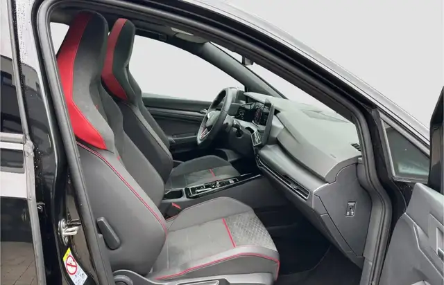 Volkswagen Golf view 6