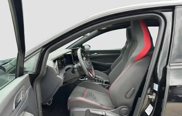 Volkswagen Golf view 5